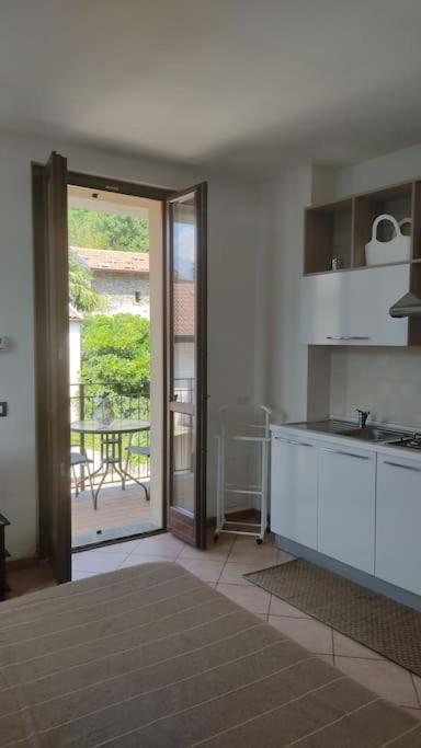Appartamenti Regina Lake Como Dorio Eksteriør billede